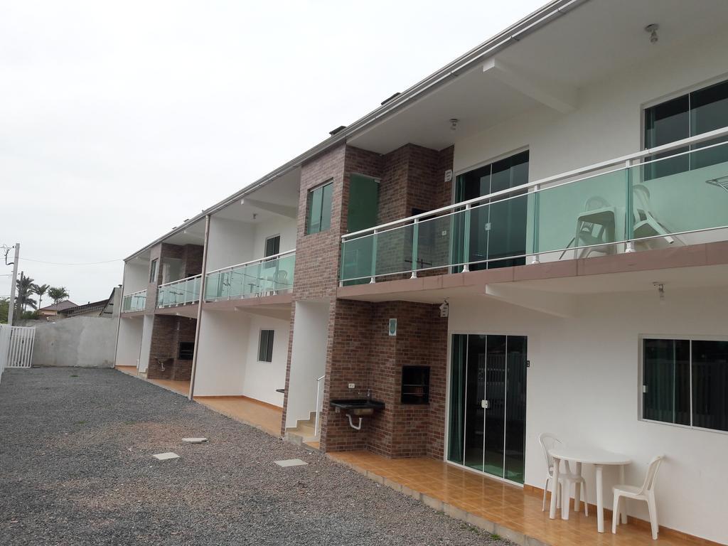 Conjunto Residencial Verdes Mares Guaratuba Esterno foto