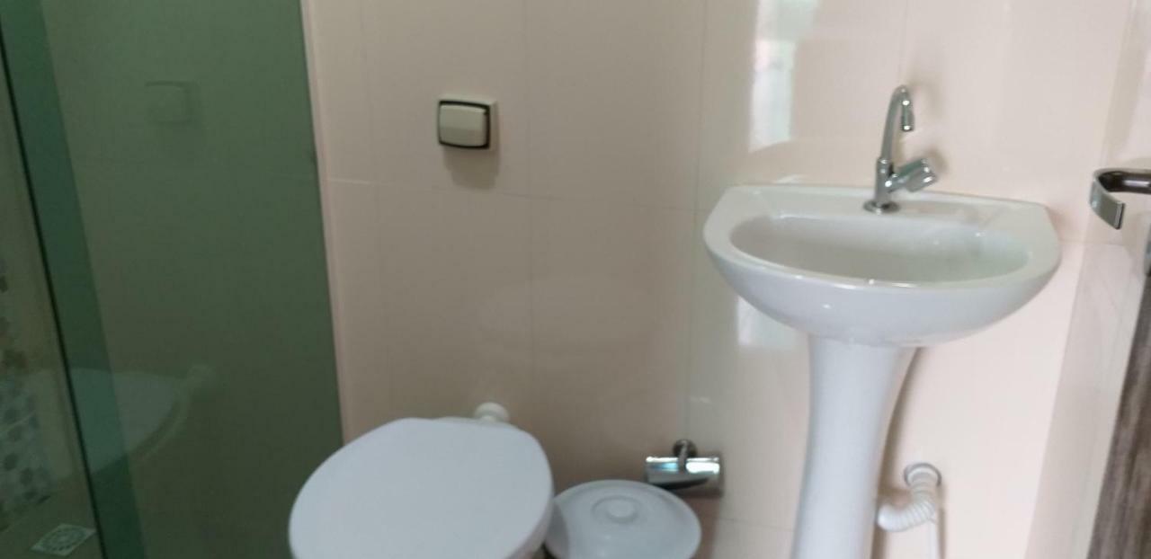 Conjunto Residencial Verdes Mares Guaratuba Esterno foto